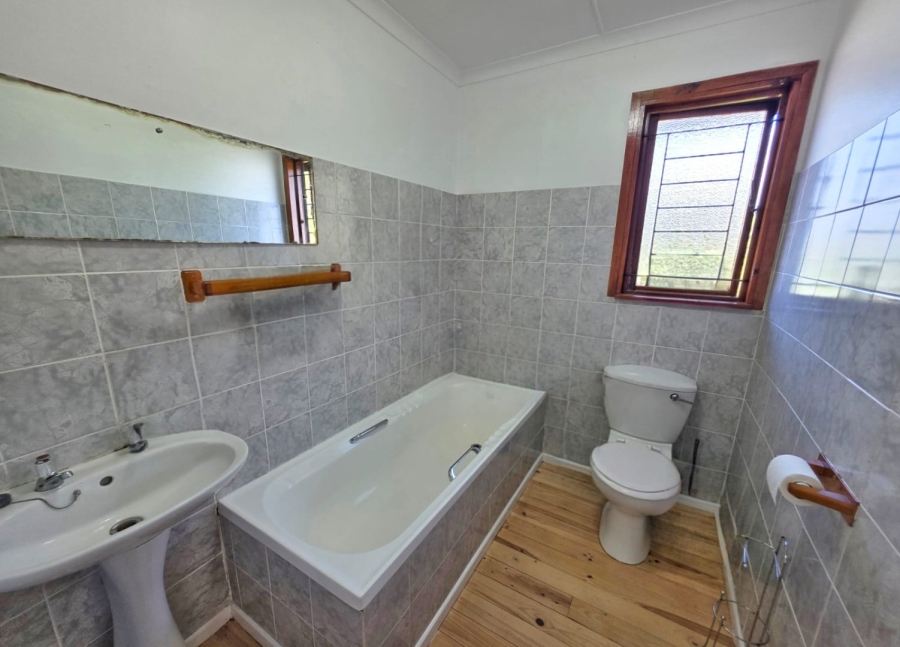 4 Bedroom Property for Sale in Sedgefield Island Village Western Cape